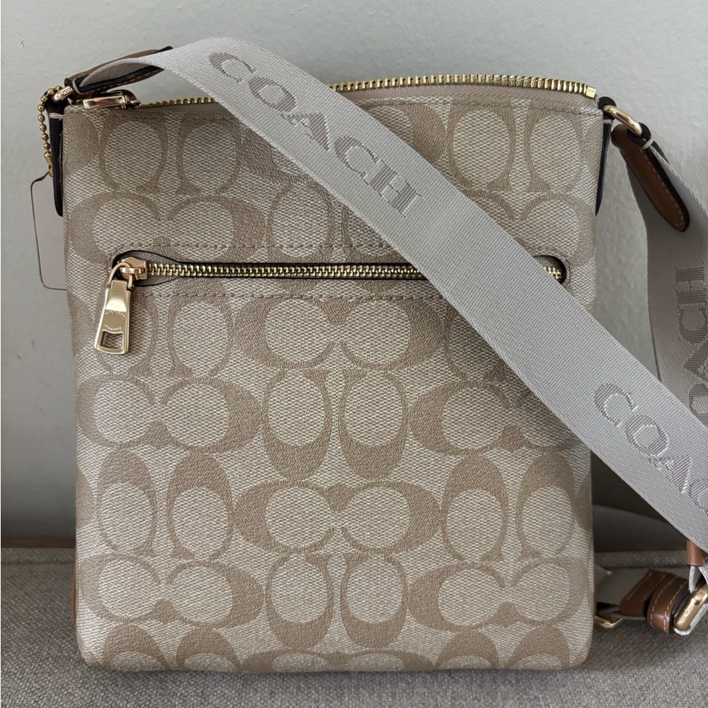 Coach Mini Rowan File Bag - Picture 2 of 2